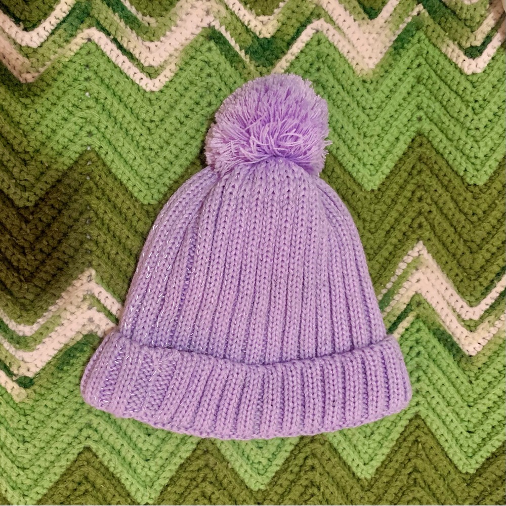 NWOT ❄️ knit winter hat - Picture 1 of 2